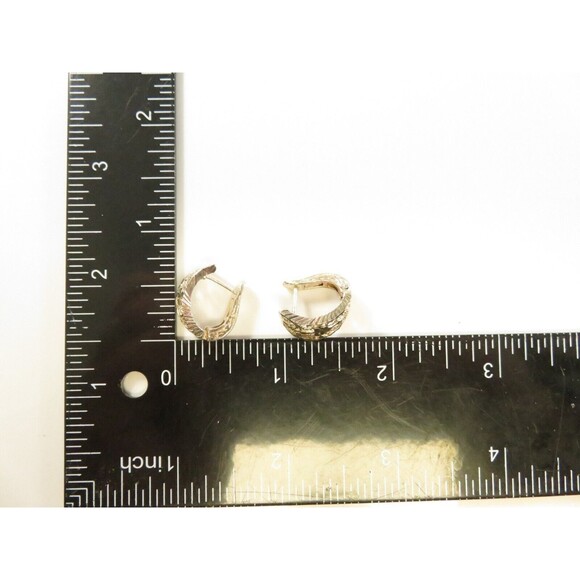 Vintage Sterling Silver Etched Half Hoop Earrings - Lever Back - 925 - Picture 9 of 9